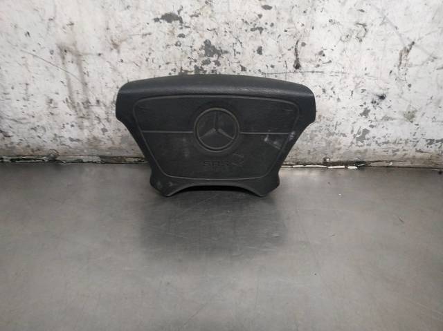 1404600068 Mercedes