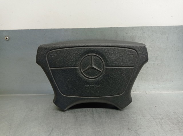1404601298 Mercedes