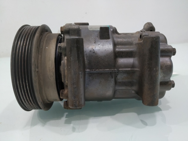 RENAULT 1416K Compresor de aire acondicionado  disponible Lugo