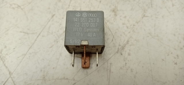 Relé, ventilador de habitáculo Audi Q7 4MB, 4MG, 4MQ