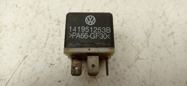 Relé, ventilador de habitáculo Audi Q7 4MB, 4MG, 4MQ