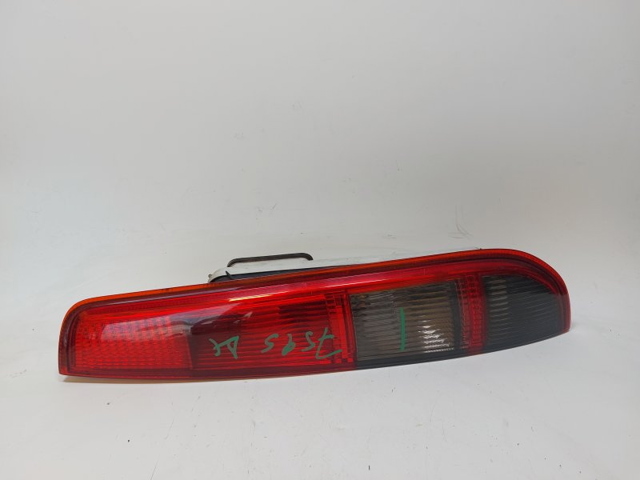 Comprar Piloto trasero derecho Ford Focus II DA, FFS, DS a bajo precio