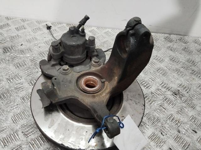 1420861 FORD Mangueta delantera derecha  en stock Gandía