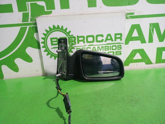 1426546 Opel