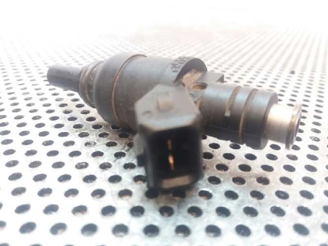 1427240 Inyector de combustible  disponible Burgos
