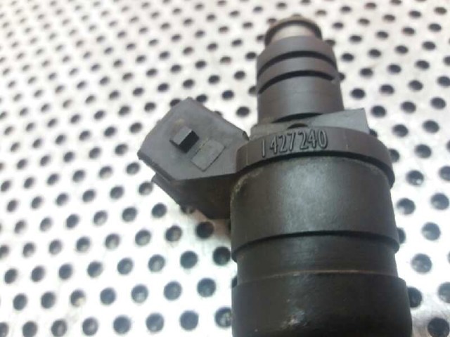 1427240 Inyector  en stock Sabadell