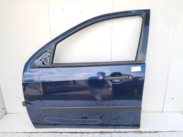 Puerta del conductor para Ford Focus I (DFW)