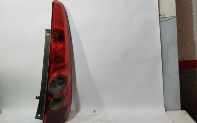 FORD 1437625 Piloto trasero derecho  comprar en Murcia