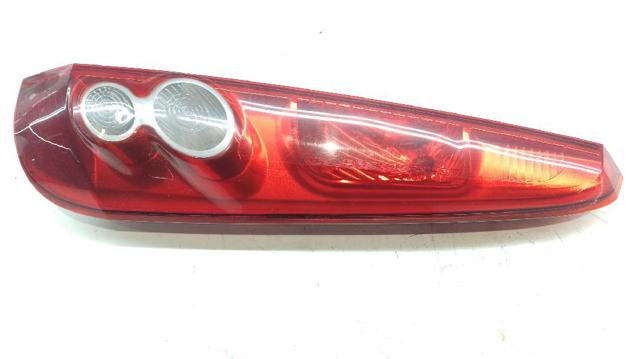 FORD 1437625 Piloto trasero derecho  en stock Terrassa