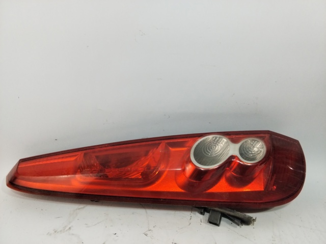 1437626 FORD Piloto trasero izquierdo comprar Bilbao