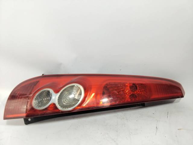 1437626 FORD Piloto trasero izquierdo  comprar en Jaén