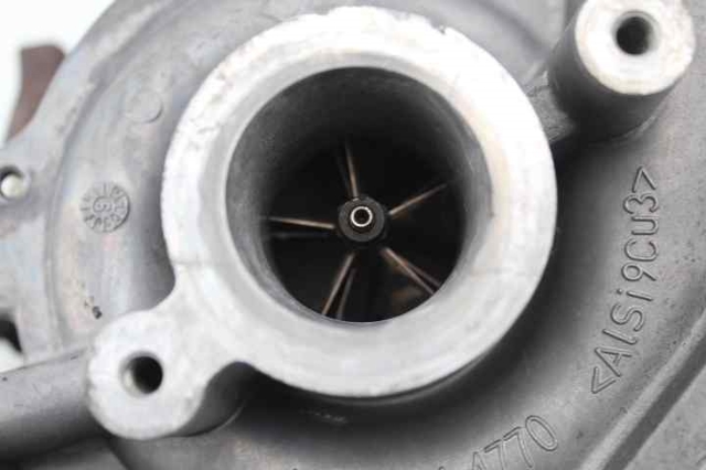 RENAULT 144116763R Turbocompresor comprar Pamplona