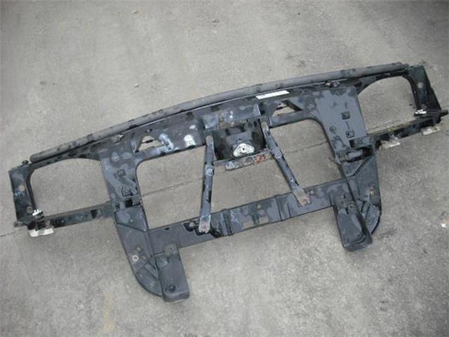 1444951 Panel de soporte del radiador y montaje de faros  disponible Utrera