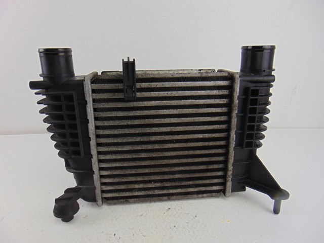 144619U20A NISSAN Intercooler  en stock Gandía