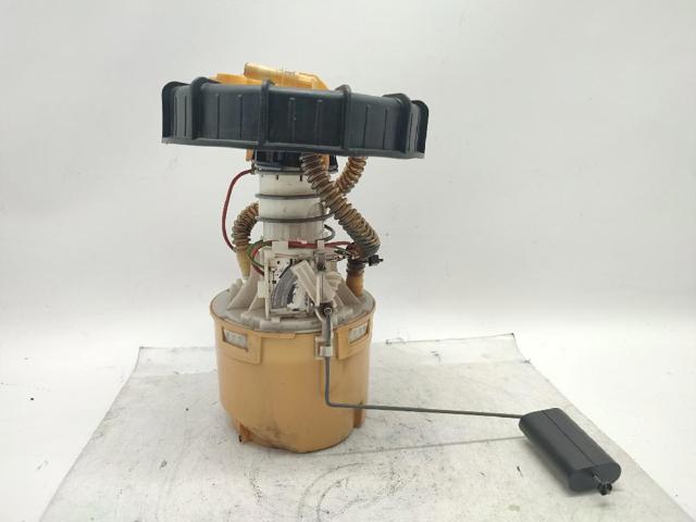 Comprar Módulo de bomba de combustible con sensor de nivel de combustible Ford Kuga I CBV a bajo precio