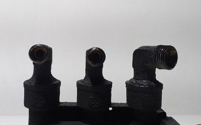 Bloque de válvulas de suspensión regulable trasero 1448078 SCANIA