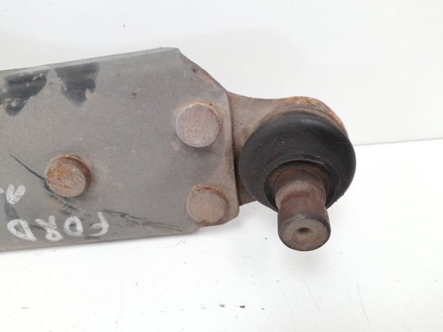Brazo inferior derecho de la suspensión delantera 1448621 FORD