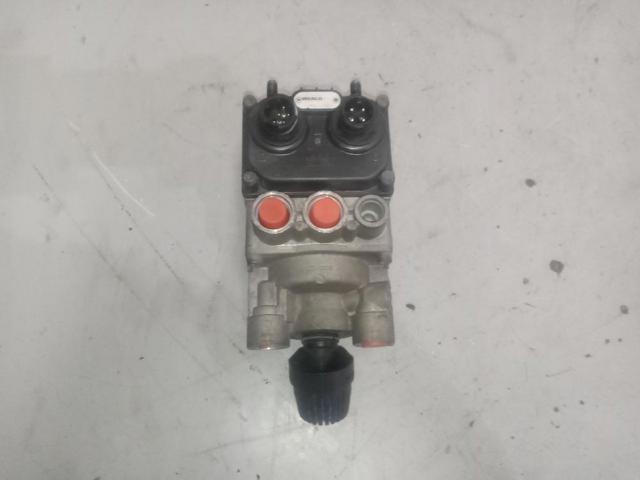 Válvula de freno bajo pedal (camión) 1455027 DAF