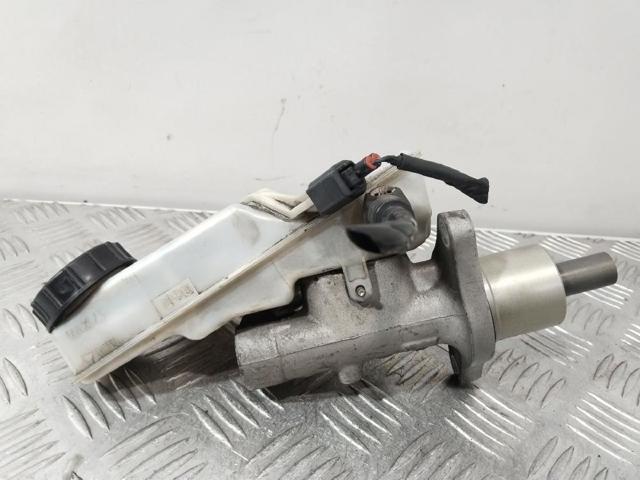 FORD 1456989 Cilindro maestro de frenos  en stock Terrassa