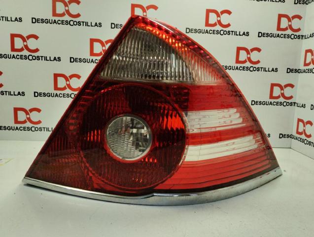 1464086 FORD Piloto trasero derecho  disponible Ourense