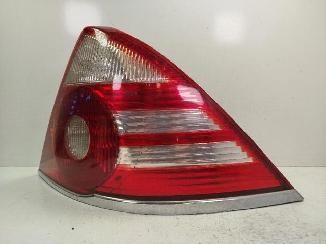 1464086 Piloto trasero derecho  comprar en Reus