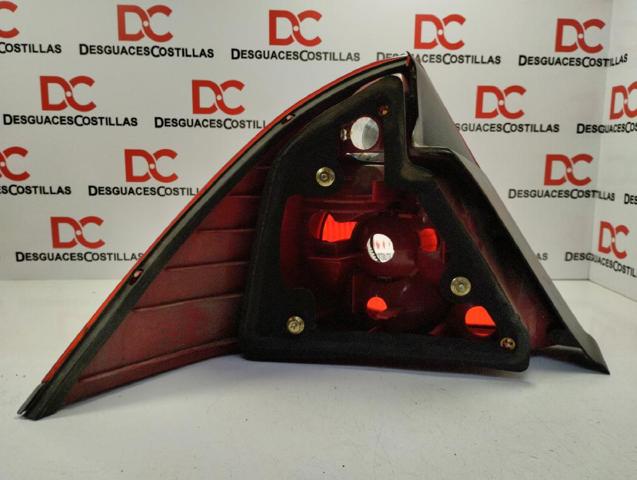 1464086 FORD Piloto trasero derecho comprar Bilbao