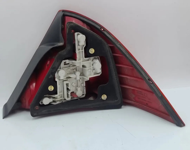 1464087 Piloto trasero izquierdo  en stock Sabadell