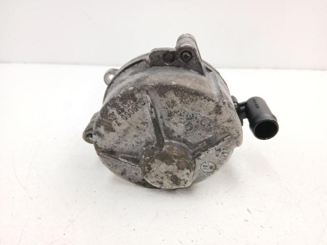 RENAULT 146502217R Bomba de vacío  comprar en Murcia