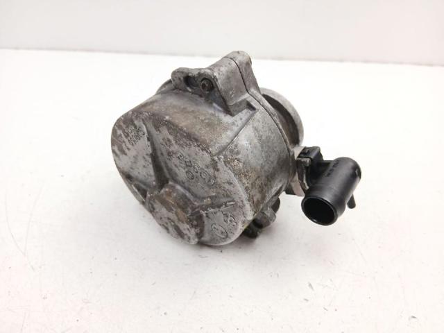 RENAULT 146502217R Bomba de vacío  en stock Salamanca