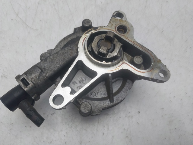 146502570R Renault (RVI)