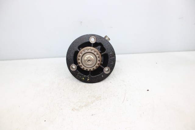 NISSAN 146502J601 Bomba de vacío  en stock Terrassa