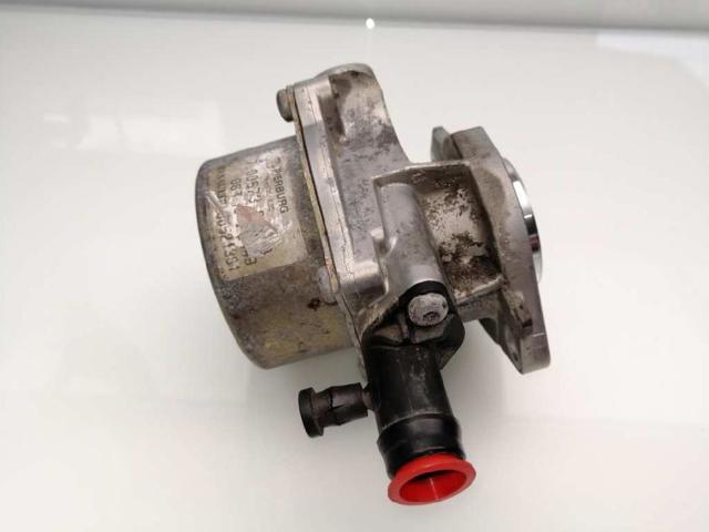 146505272R Bomba de vacío  en stock Sabadell