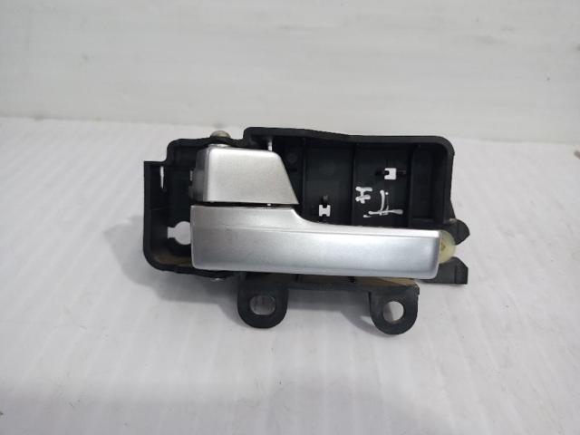 1470119 Manija interior izquierda delantera/trasera de puerta  comprar en Reus