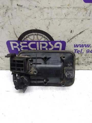 PEUGEOT 1472002077 Manija exterior derecha de puerta trasera batiente  en stock Terrassa