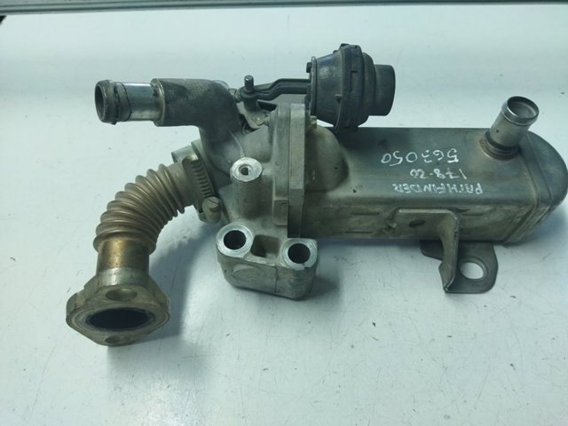 Enfriador de recirculación de gases de escape EGR 147355X00A NISSAN
