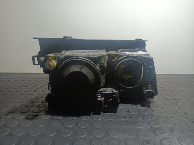 14742500 Faro izquierdo  disponible Málaga