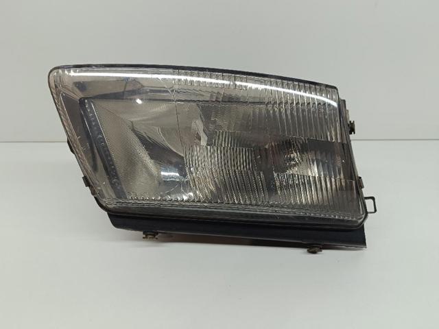 VAG 14742600 Faro derecho  disponible Lugo