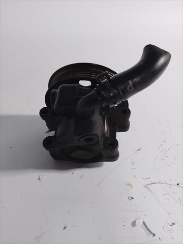 FORD 1475652 Bomba de dirección  en stock Terrassa