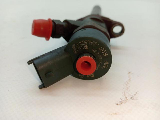 1477146 Inyector de combustible  disponible Utrera