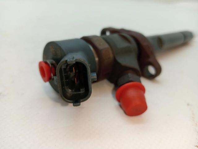 1477146 Inyector  en stock Sabadell