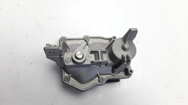 NISSAN 147B08010R Válvula reguladora EGR  en stock Valencia