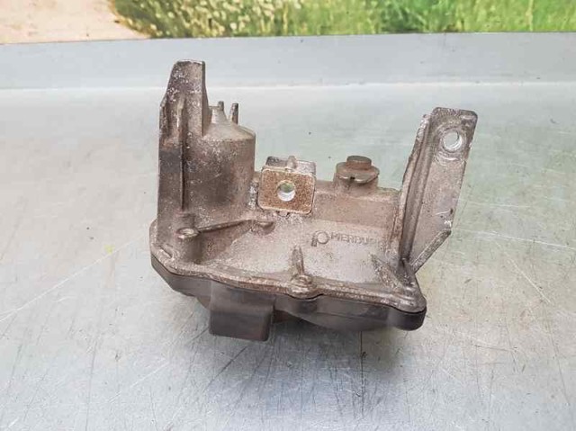RENAULT 147B08010R Válvula reguladora EGR comprar Pamplona