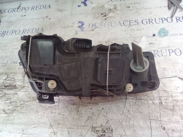 VAG 14846700 Faro izquierdo  en stock Terrassa