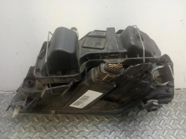 14846800 VAG Faro derecho  comprar en Jaén