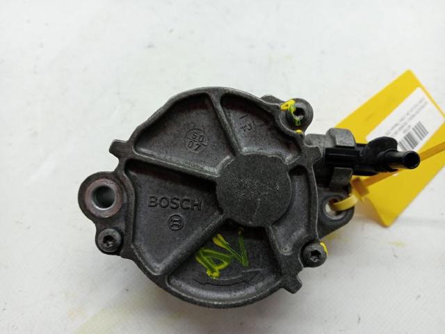 FORD 1487860 Bomba de vacío  en stock Terrassa