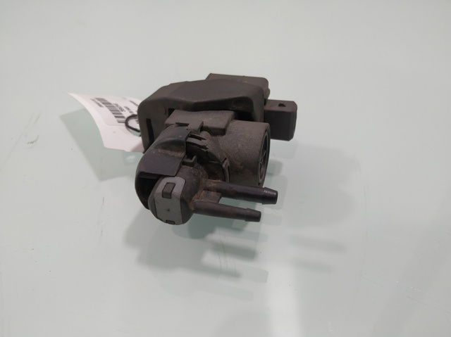 RENAULT 149568021R Válvula solenoide de control de presión de sobrealimentación  comprar en Murcia