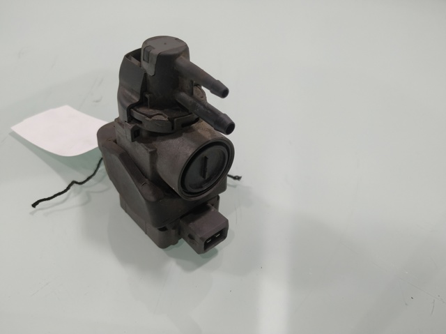 149568021R RENAULT Válvula solenoide de control de presión de sobrealimentación  en stock Huelva
