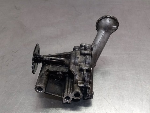 150008247R RENAULT Bomba De Aceite comprar Madrid