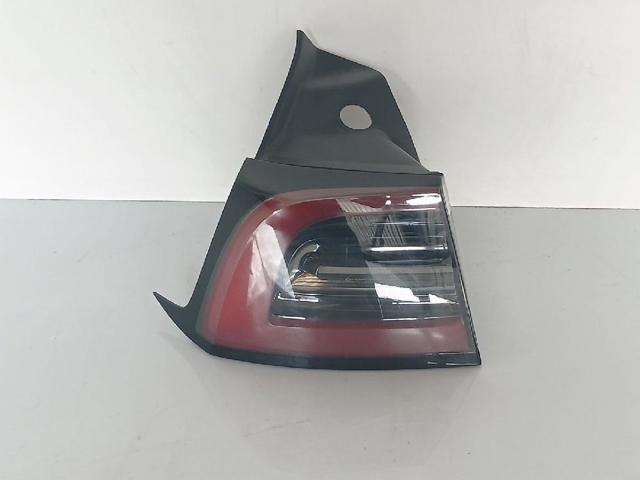 150208600D Tesla