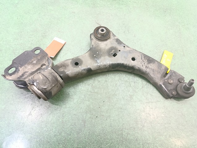 1507181 FORD Brazo inferior derecho de la suspensión delantera  comprar en Jaén